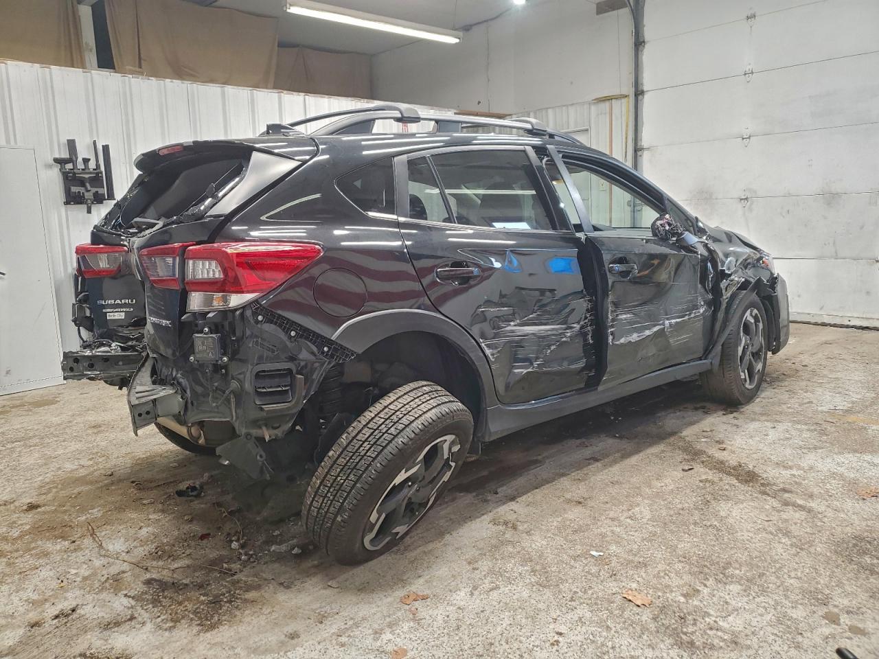 Subaru Crosstrek Limited Image 11