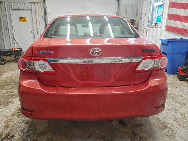 Toyota Corolla Base Image 10