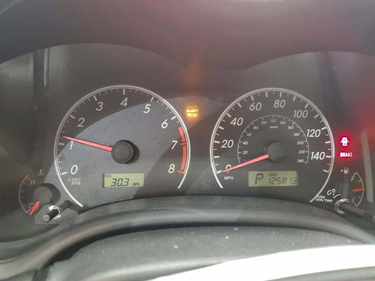 Toyota Corolla Base Image 8