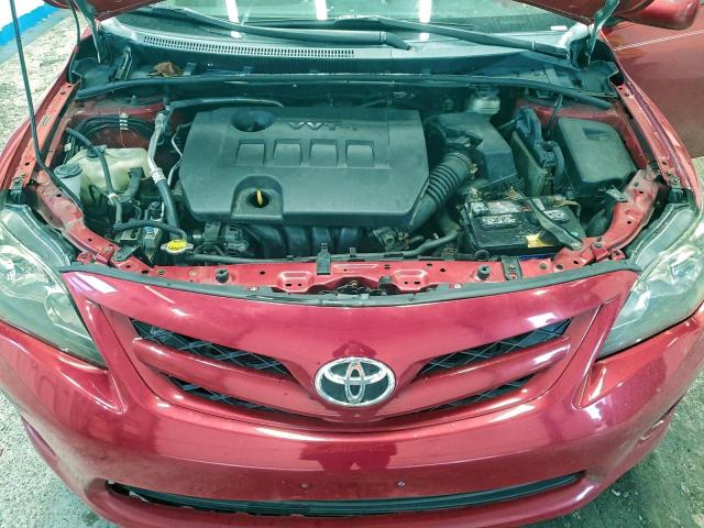 Toyota Corolla Base Image 9