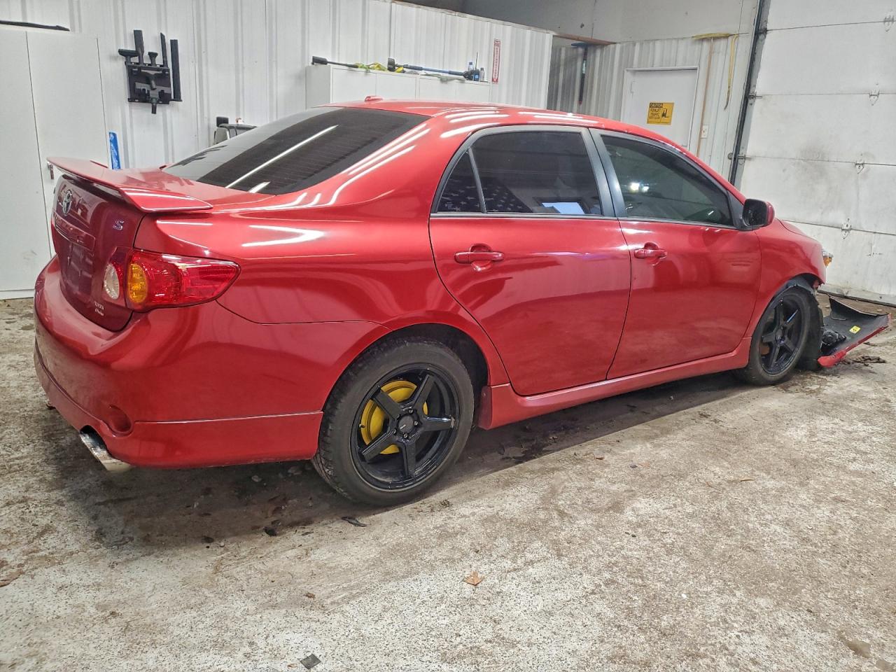 Toyota Corolla Base Image 4