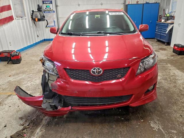 Toyota Corolla Base Image 8