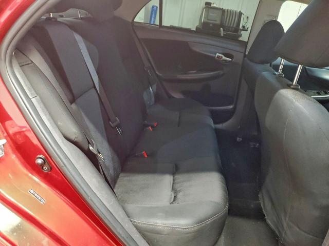 Toyota Corolla Base Image 12