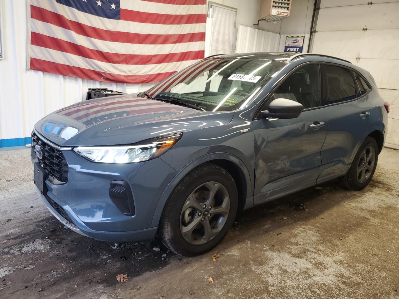 Ford Escape St Line Image 1