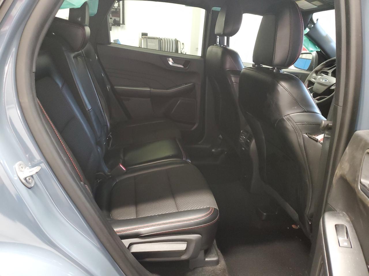 Ford Escape St Line Image 11