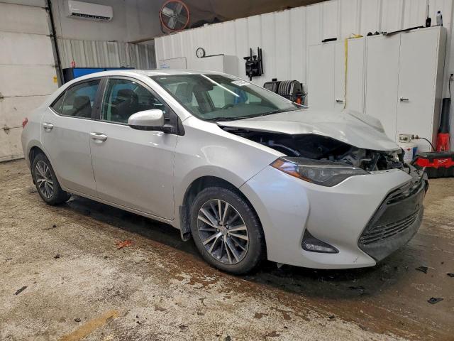 Toyota Corolla L Image 2