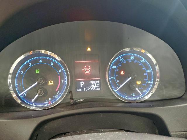 Toyota Corolla L Image 12