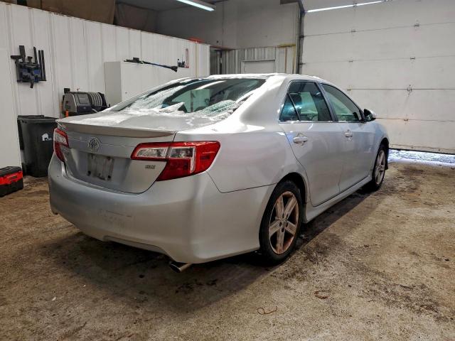 Toyota Camry L Image 6