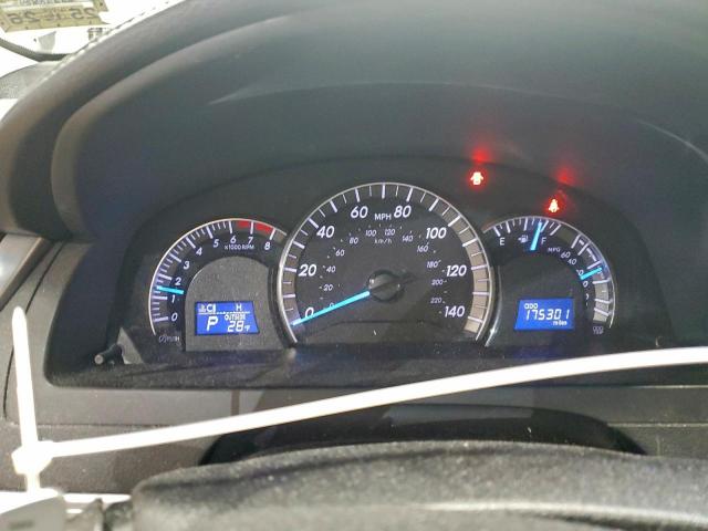 Toyota Camry L Image 9