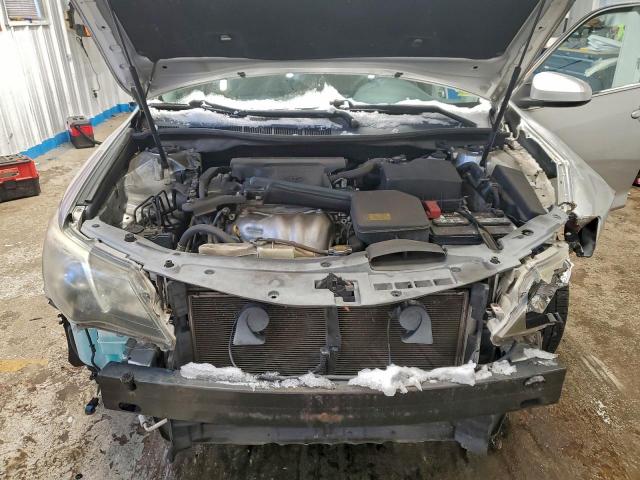 Toyota Camry L Image 7