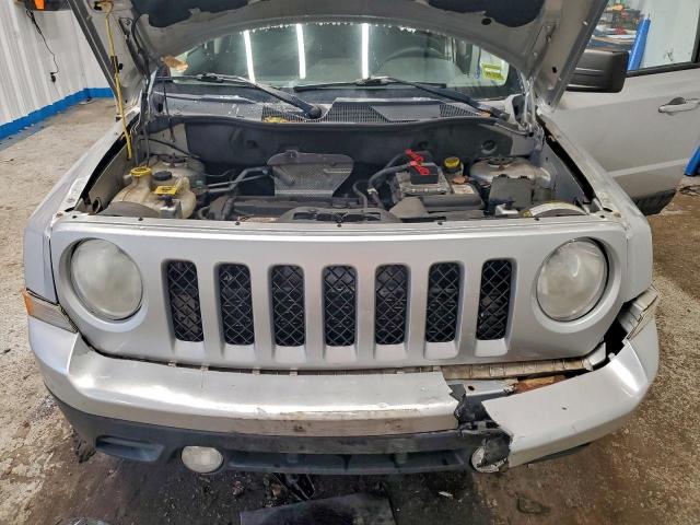 Jeep Patriot Sport Image 9