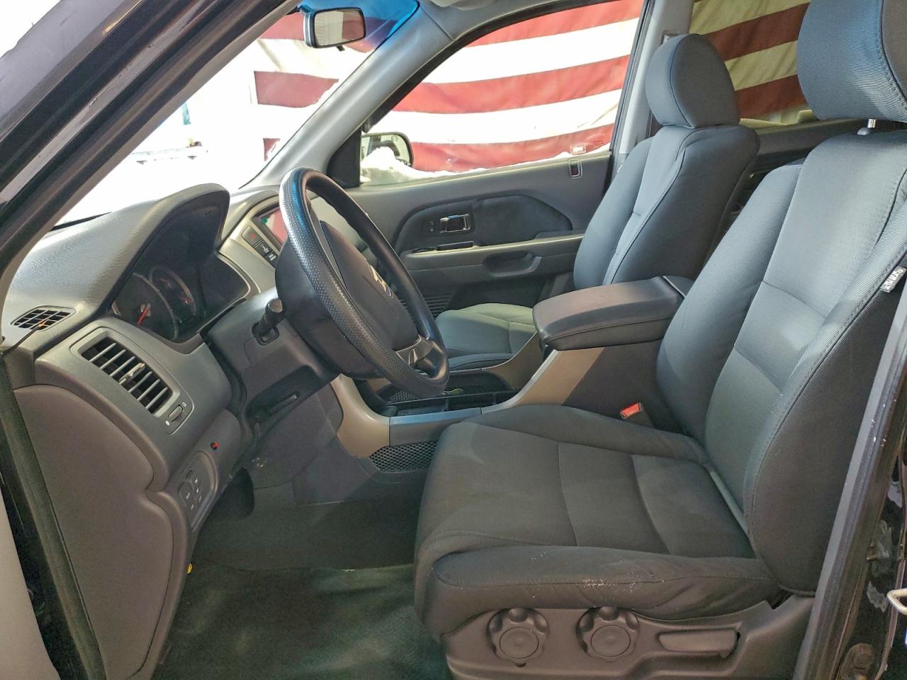 Honda Pilot Lx Image 5