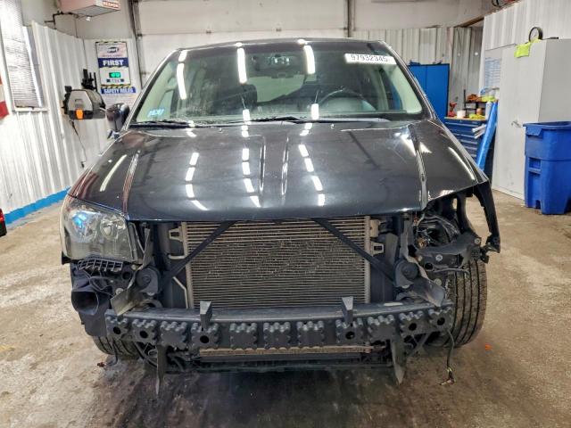 Chrysler Minivan Touring Image 7