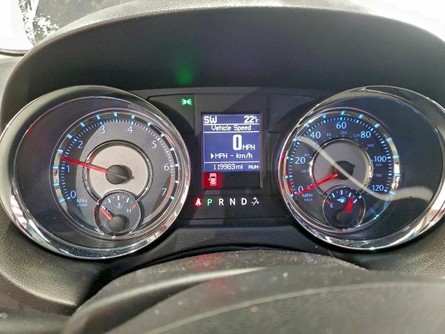 Chrysler Minivan Touring Image 5