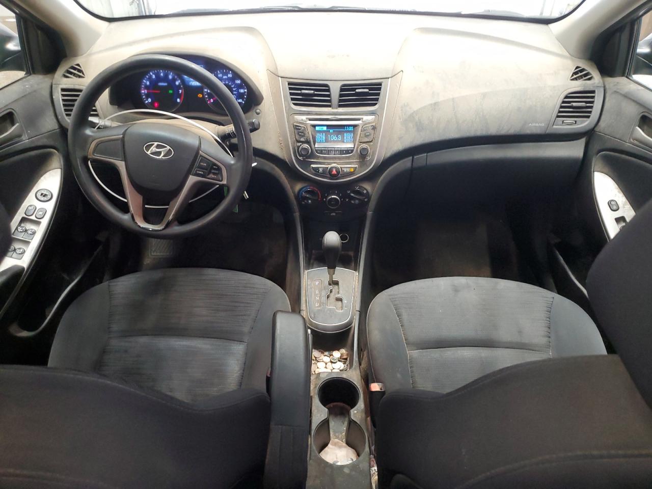 Hyundai ACCENT Gs Image 7
