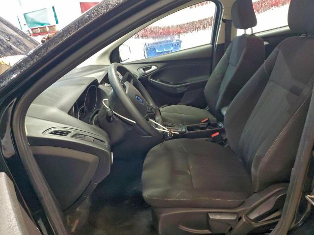 Ford Focus Se Image 8