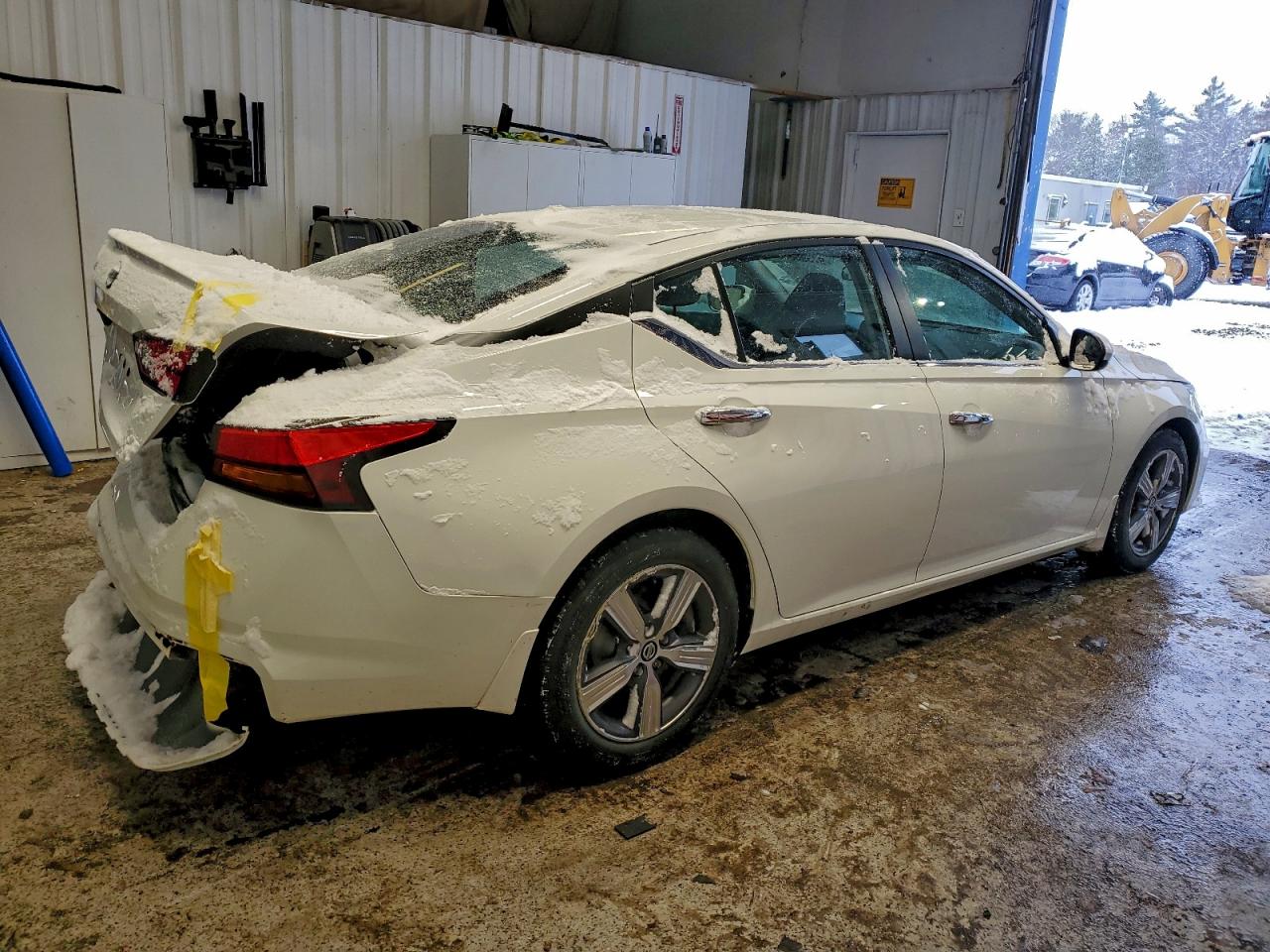 Nissan Altima S Image 11