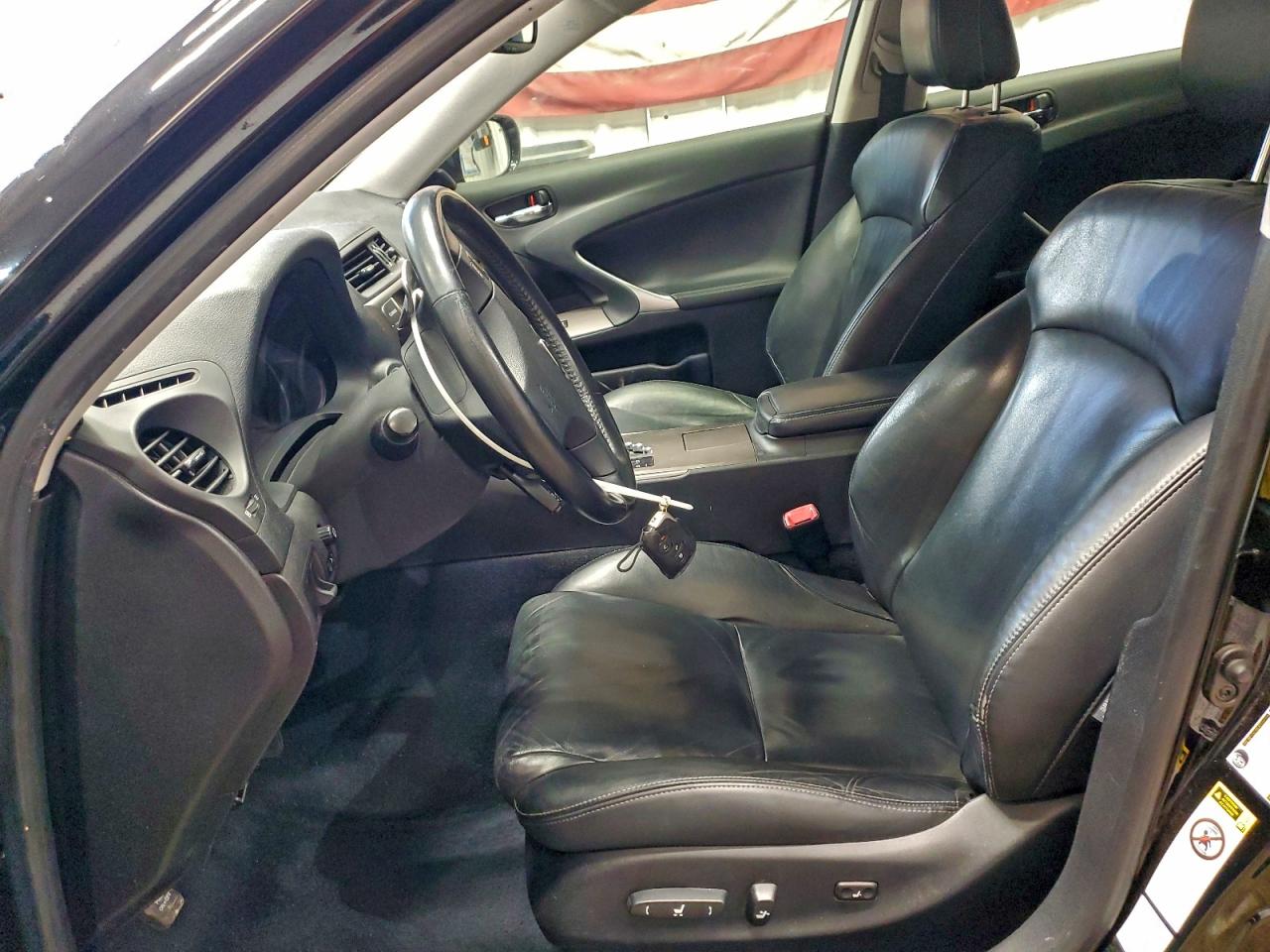 Lexus Is 250 Image 3