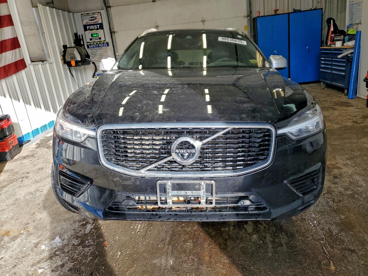 Volvo XC60 T8 R-design Image 5