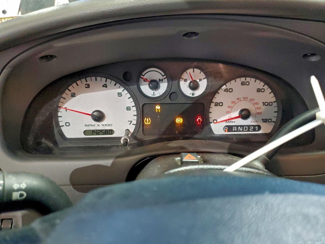 Ford Ranger Super Cab Image 7