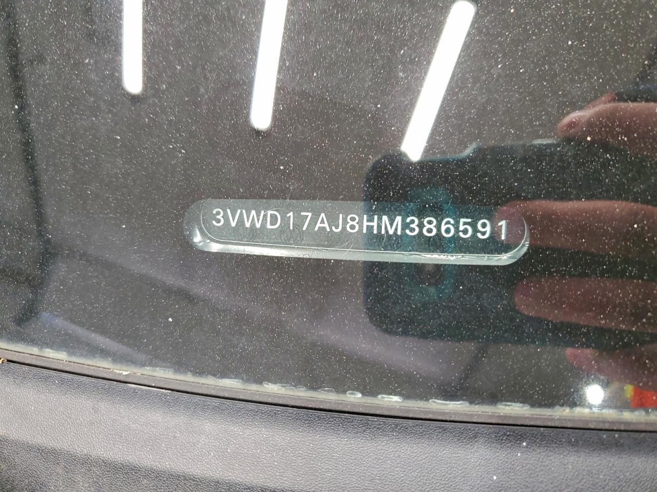 Volkswagen Jetta Sport Image 11