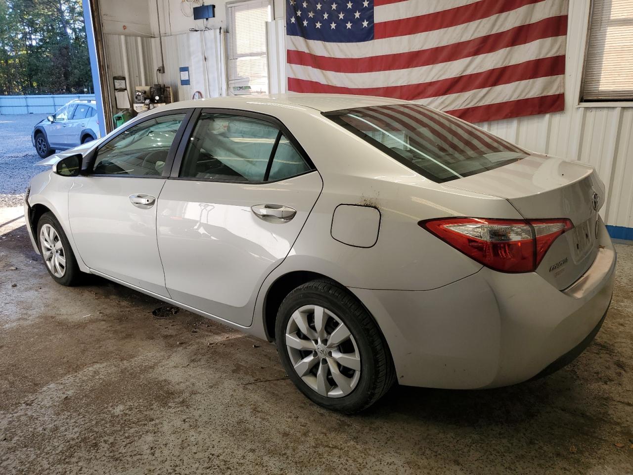 Toyota Corolla L Image 4