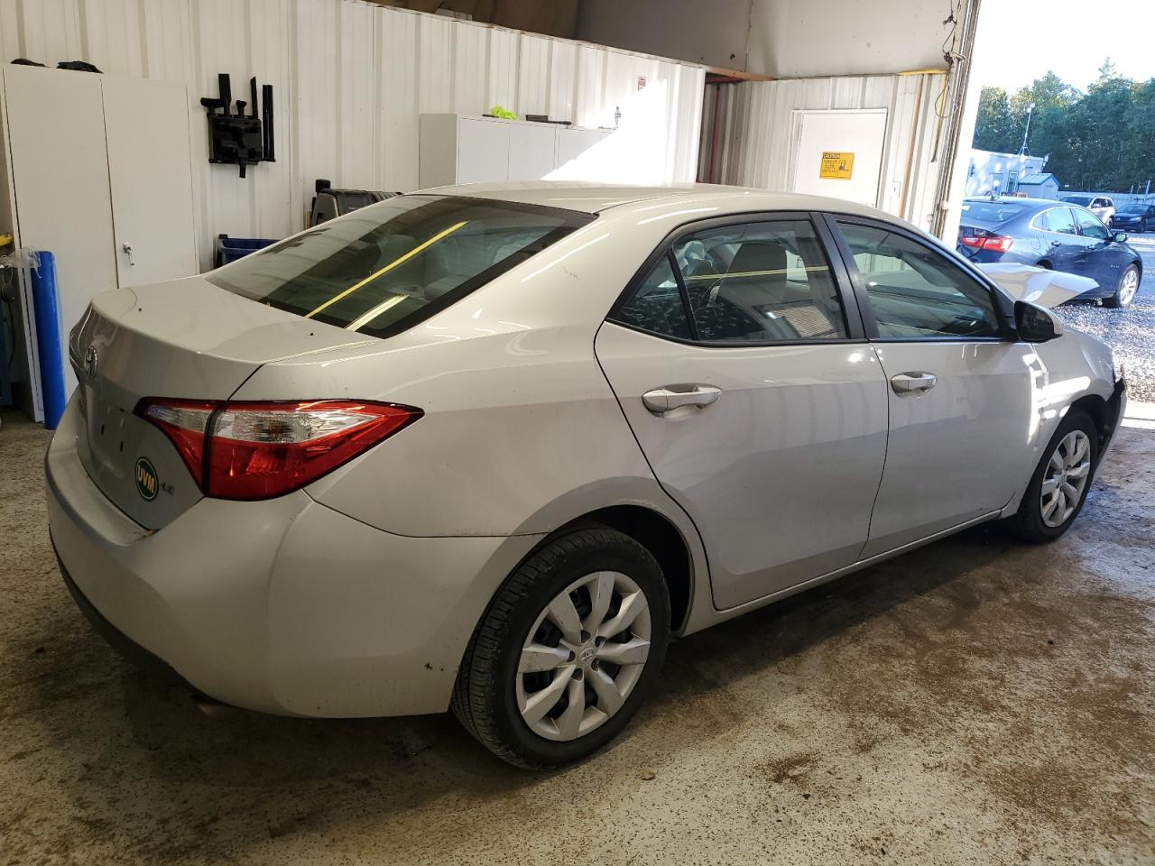 Toyota Corolla L Image 8