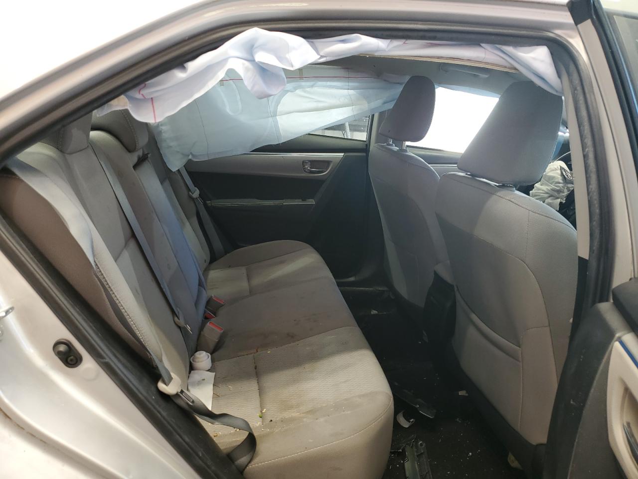 Toyota Corolla L Image 3