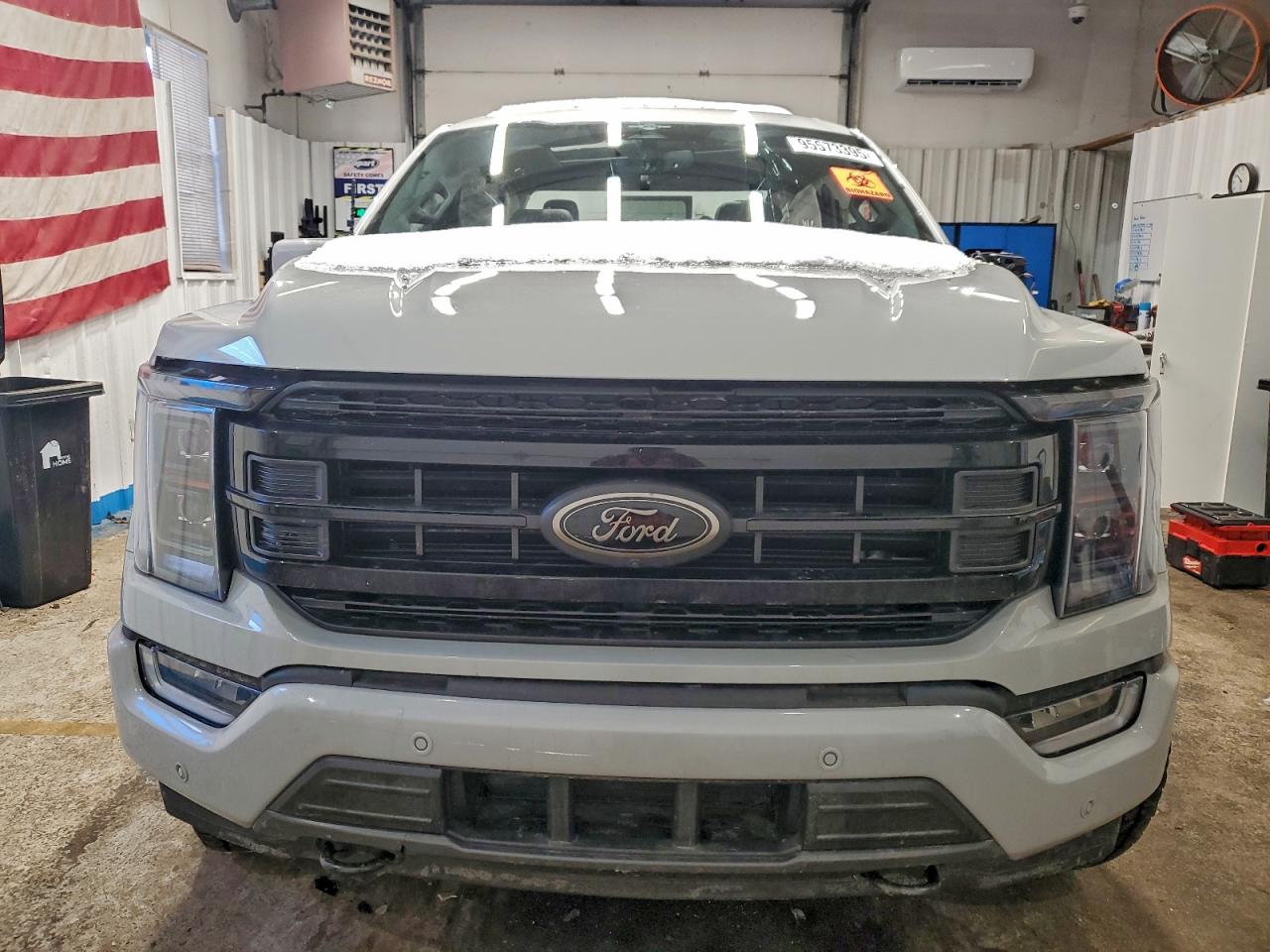 Ford F-150 Supercrew Image 4