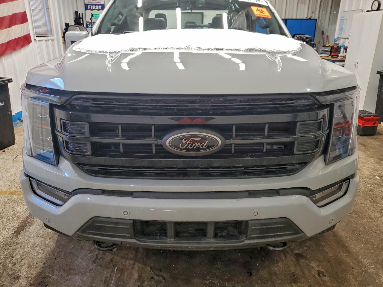 Ford F-150 Supercrew Image 9