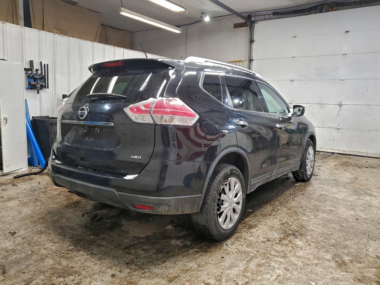 Nissan Rogue S Image 12