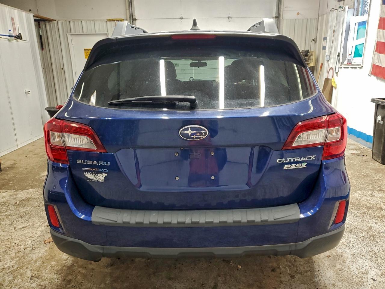 Subaru Outback 2.5i Premium Image 7