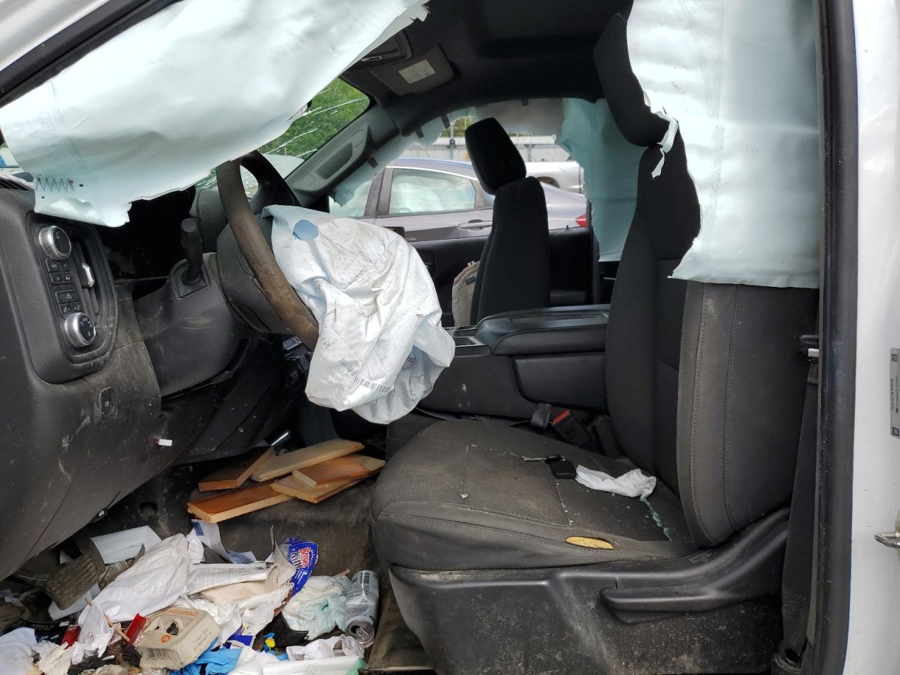 GMC Sierra K1500 Image 3