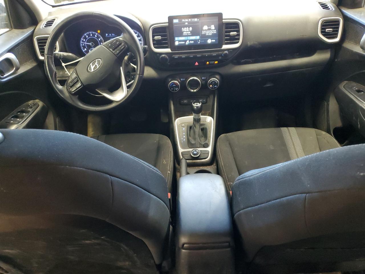 Hyundai VENUE Sel Image 6