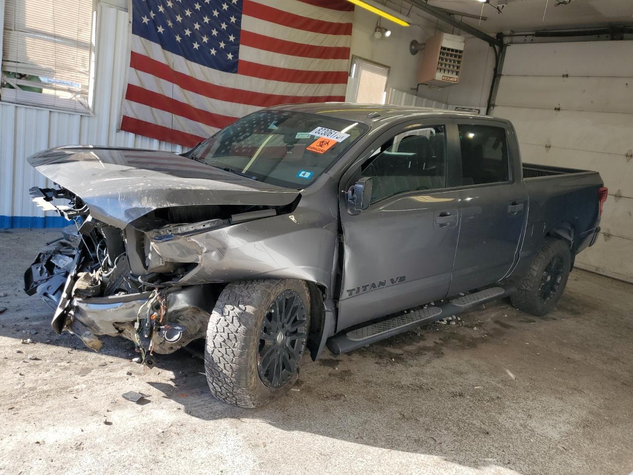 Nissan Titan Sv Image 1