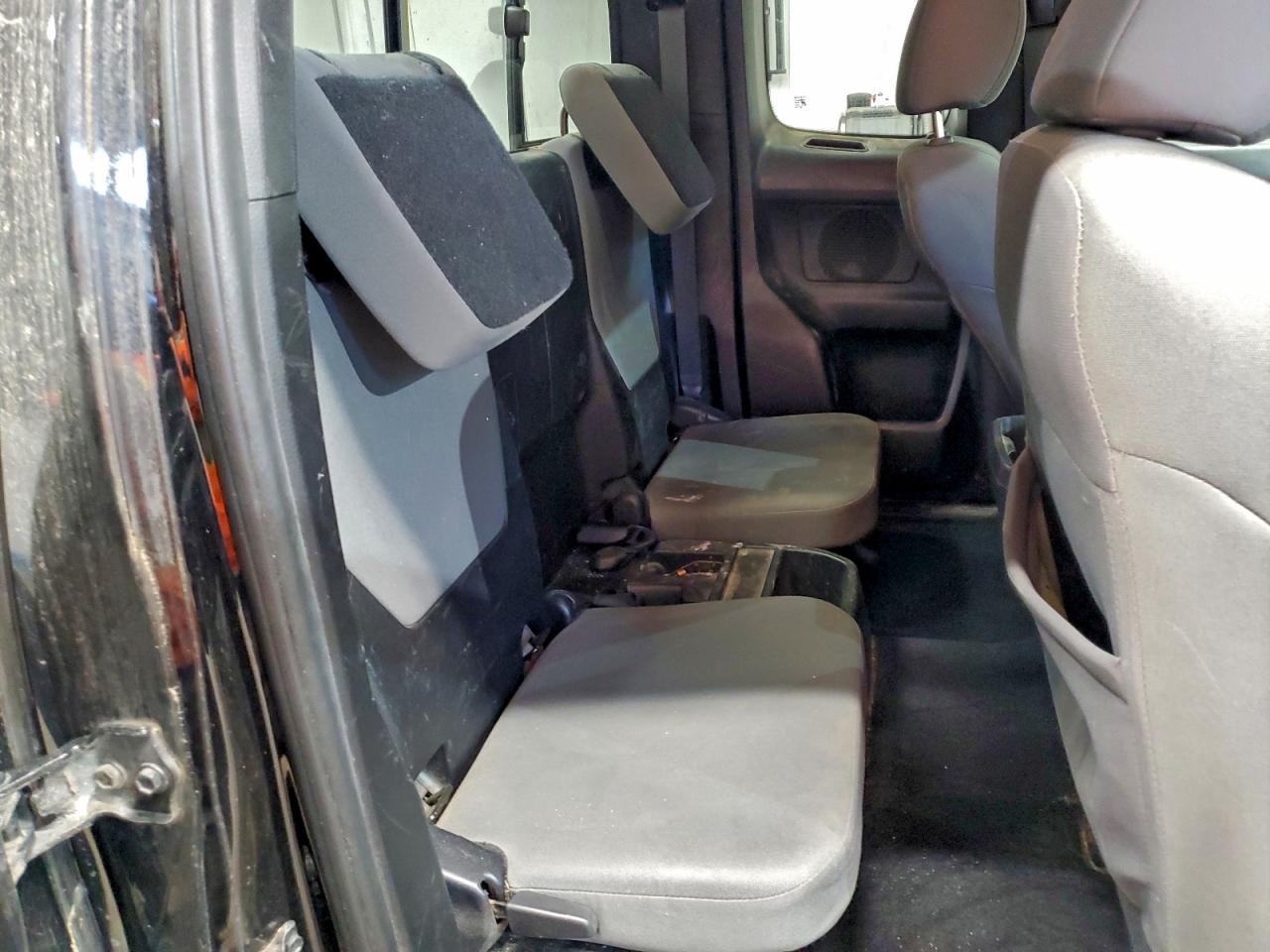 Toyota Tacoma Access Cab Image 7