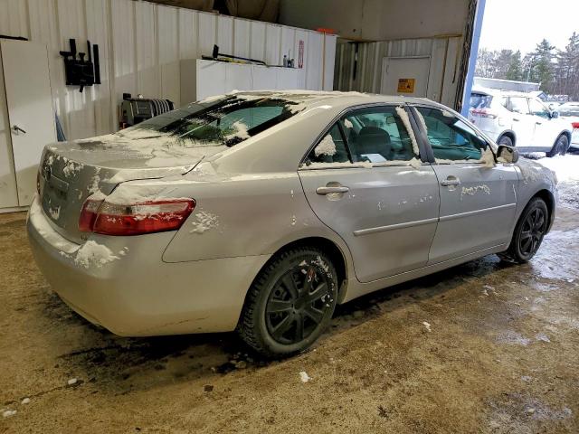 Toyota Camry Base Image 4