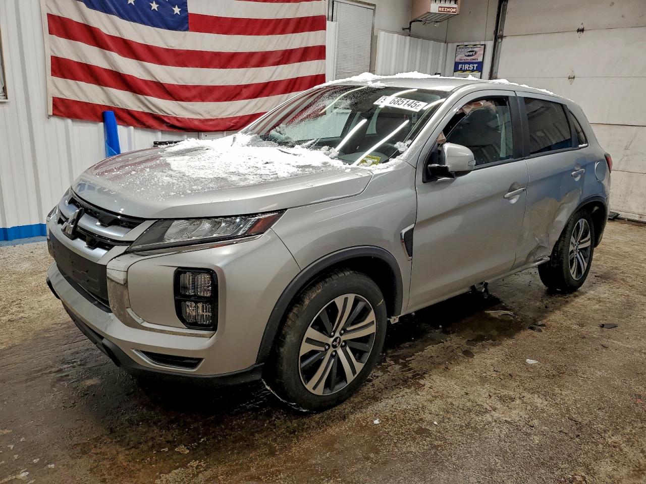 Mitsubishi Outlander Es Image 1