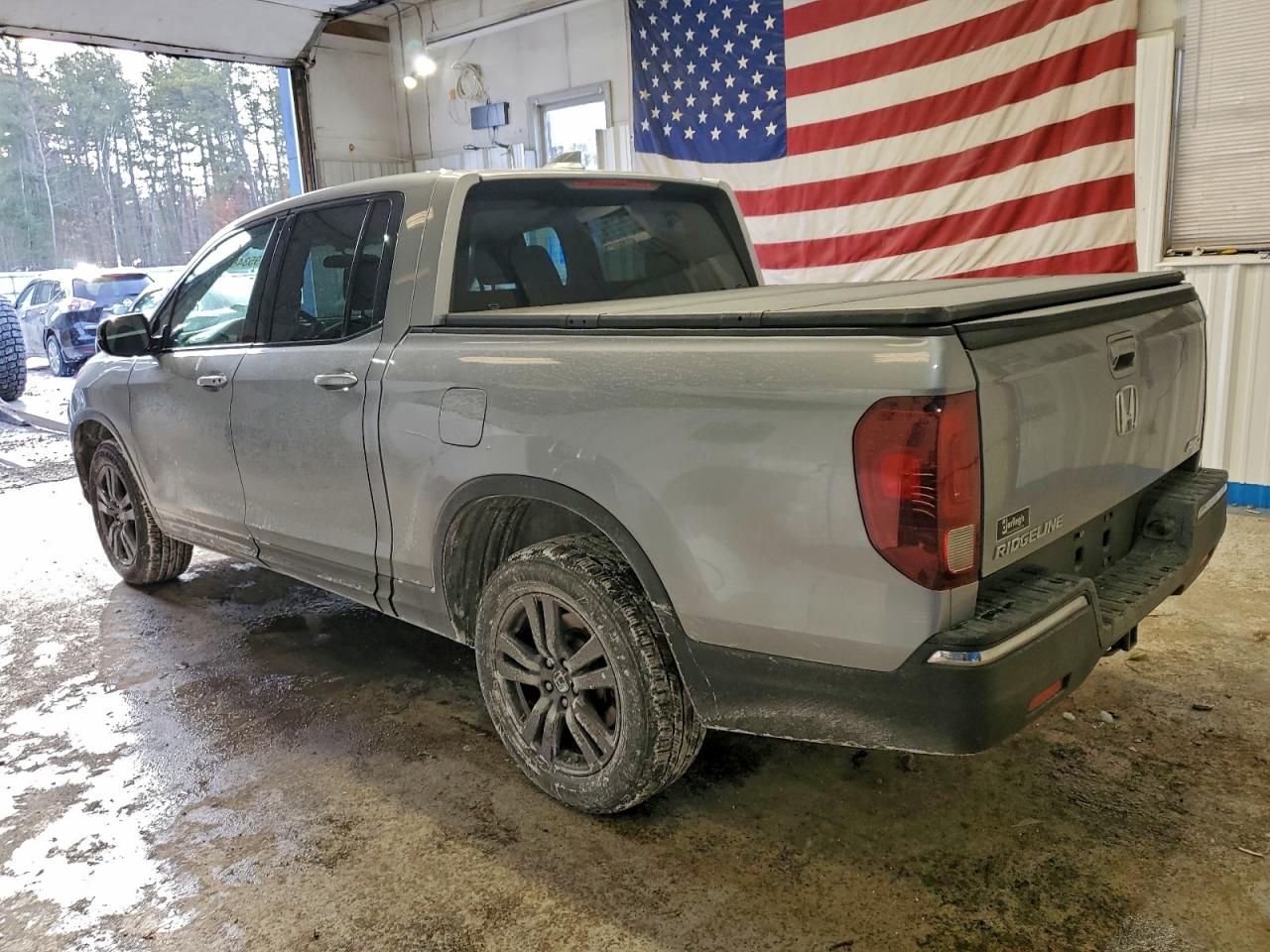 Honda Ridgeline Sport Image 3