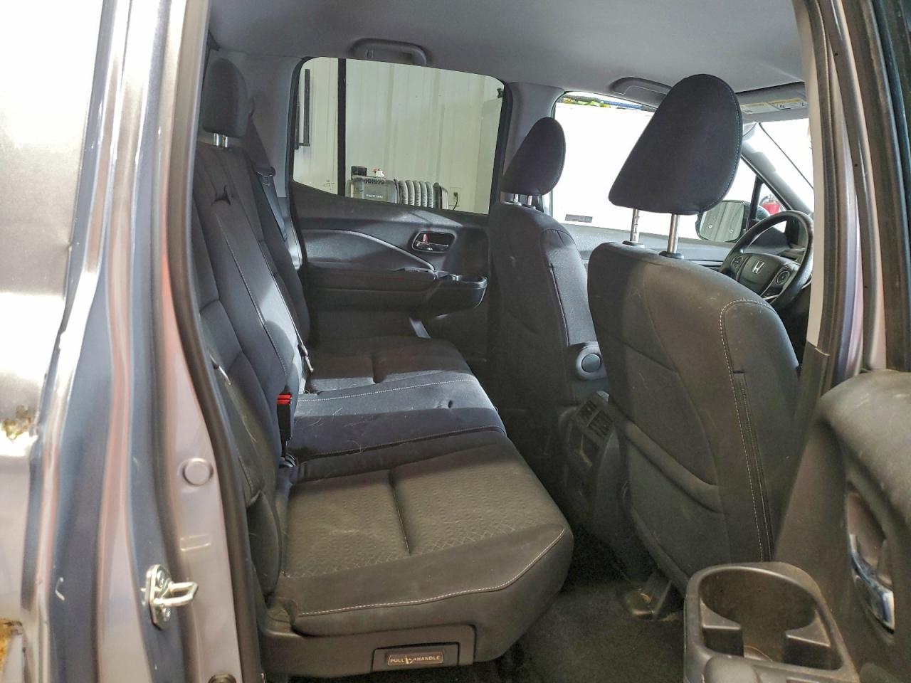 Honda Ridgeline Sport Image 9