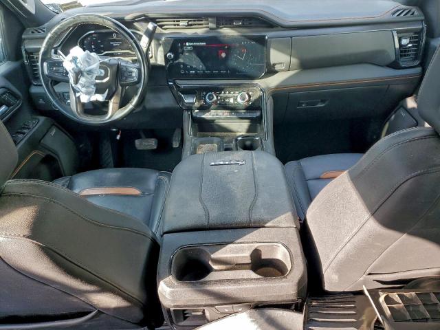 GMC Sierra K2500 At4 Image 7