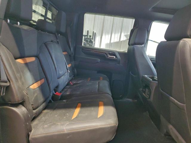 GMC Sierra K2500 At4 Image 9