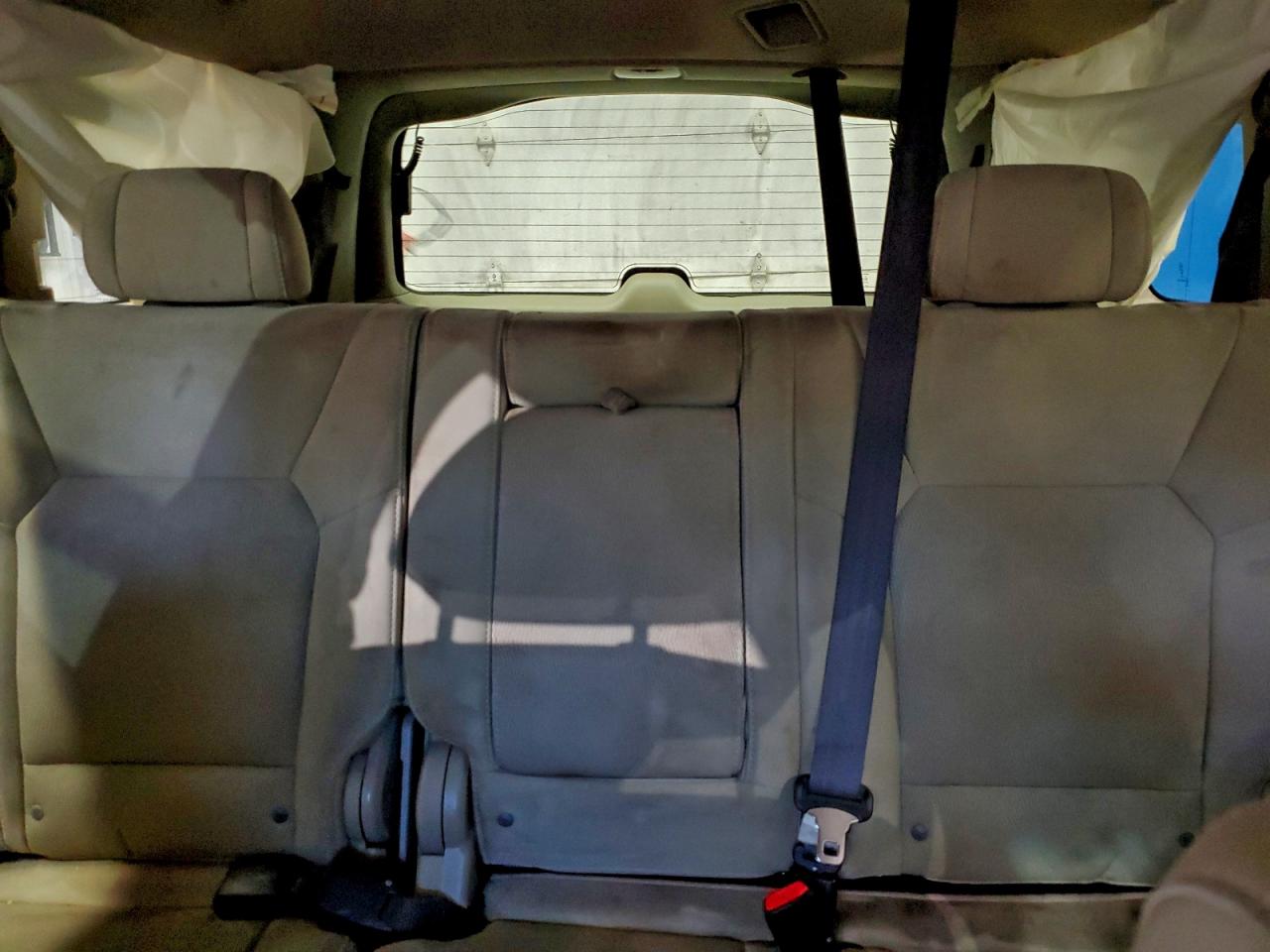 Honda Pilot Lx Image 12