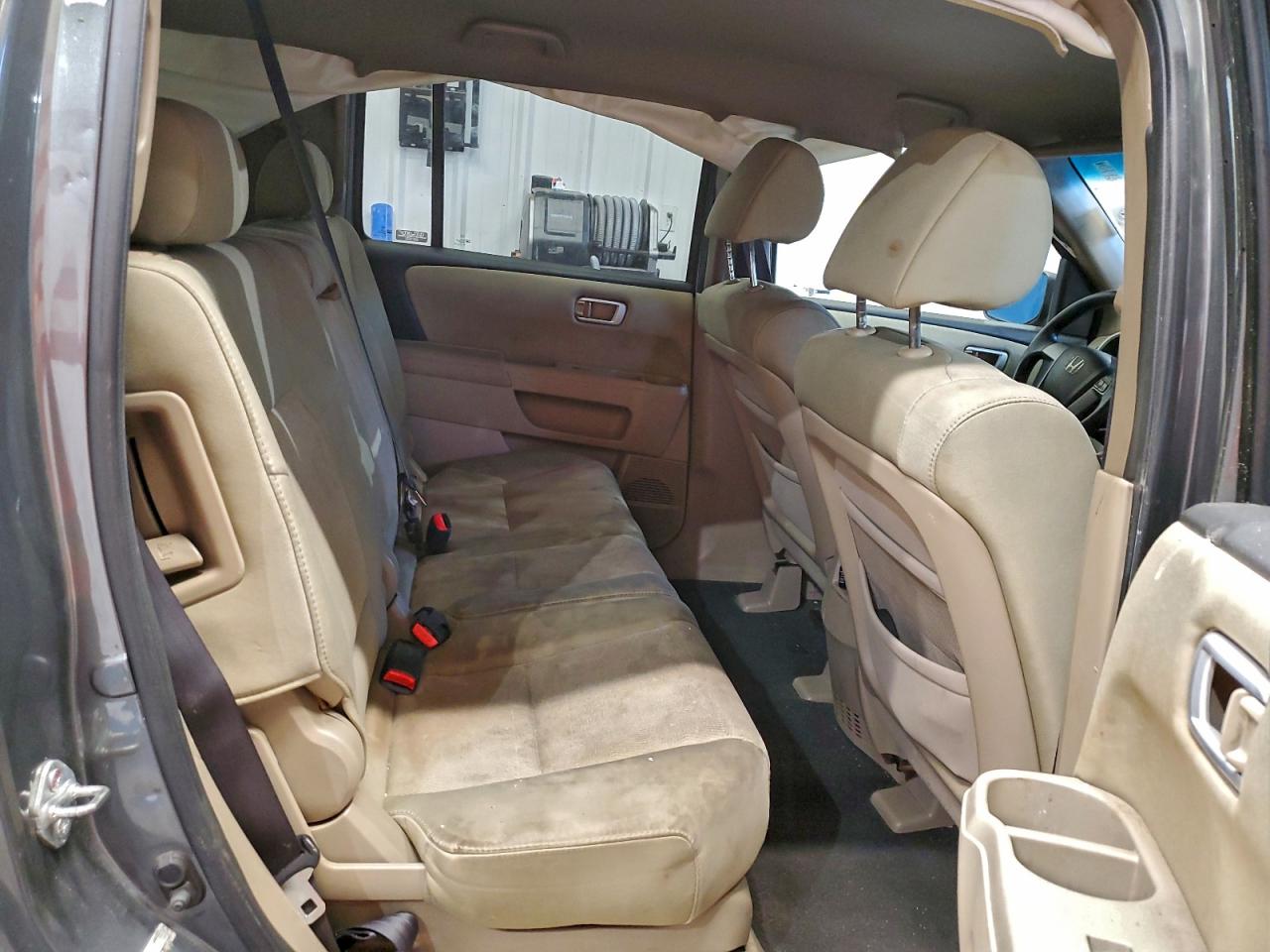 Honda Pilot Lx Image 11