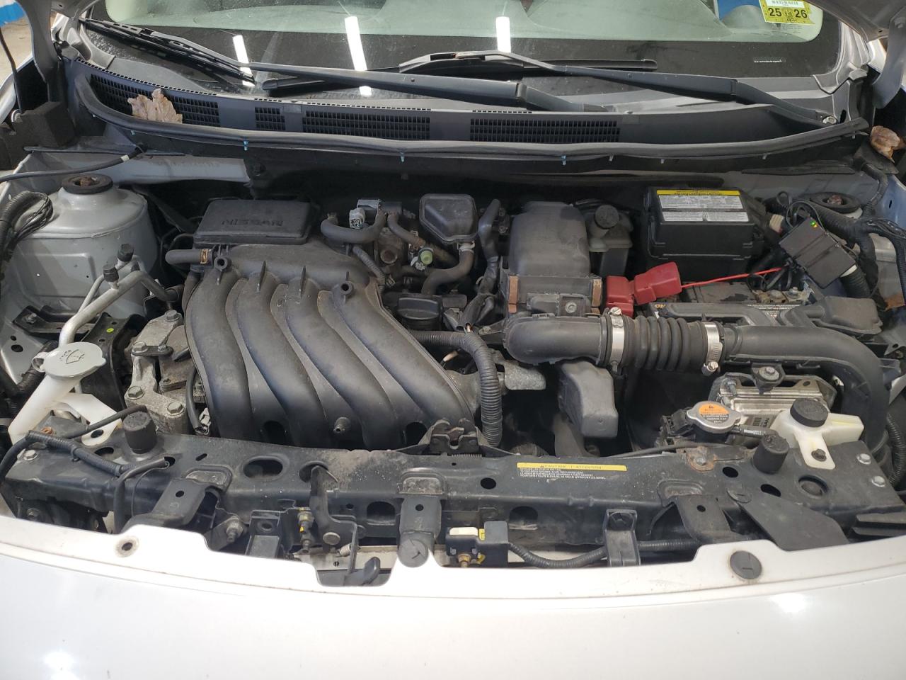 Nissan Versa S Image 2