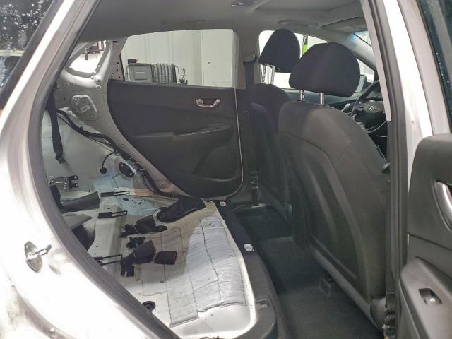 Hyundai KONA Sel Image 8