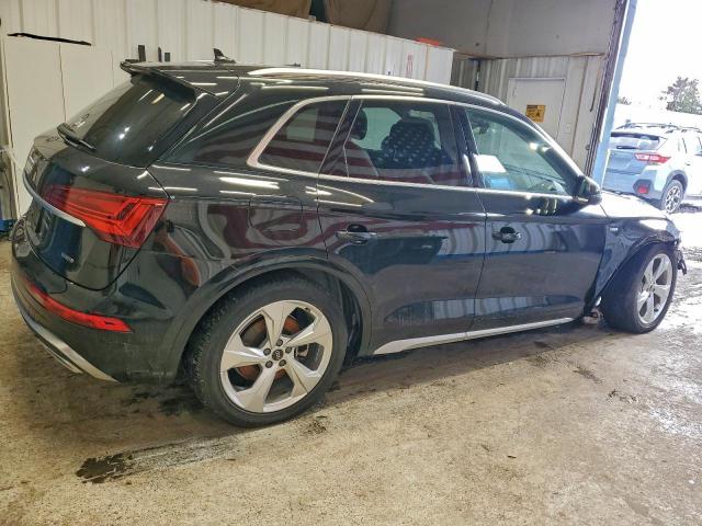 Audi Q5 Premium Plus 45 Image 2