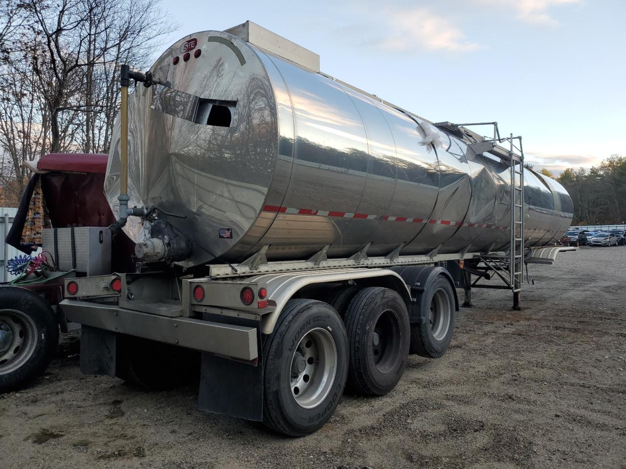 Stnt Trailer Image 8