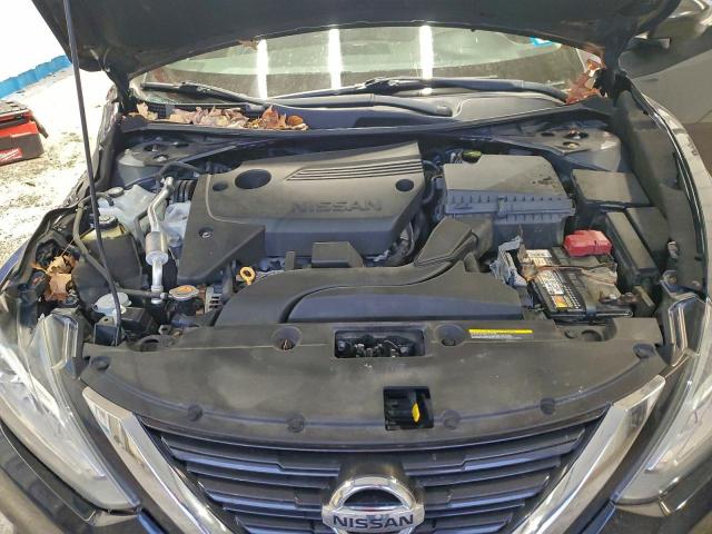 Nissan Altima 2.5 Image 7